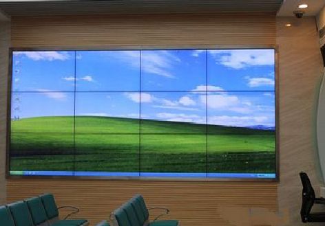 龙游液晶拼接屏的另类用法。